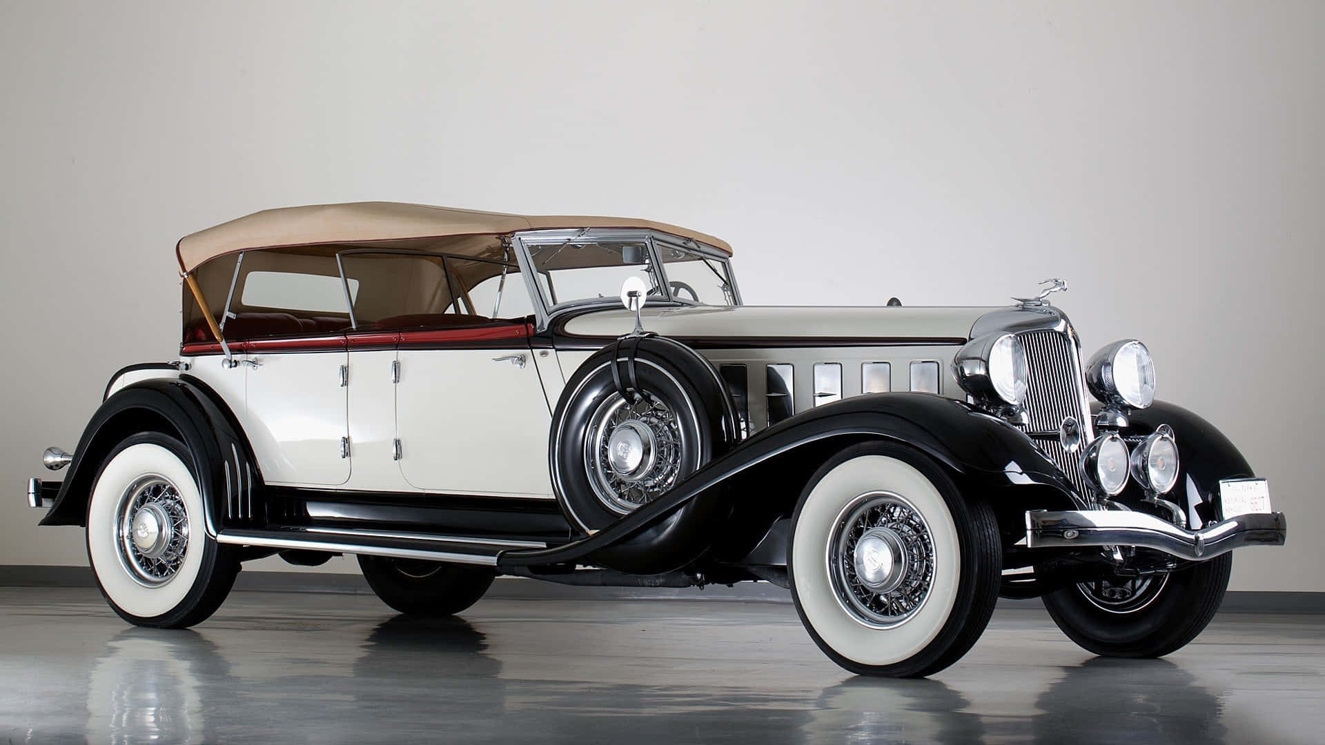 Old Bentley White And Black Background