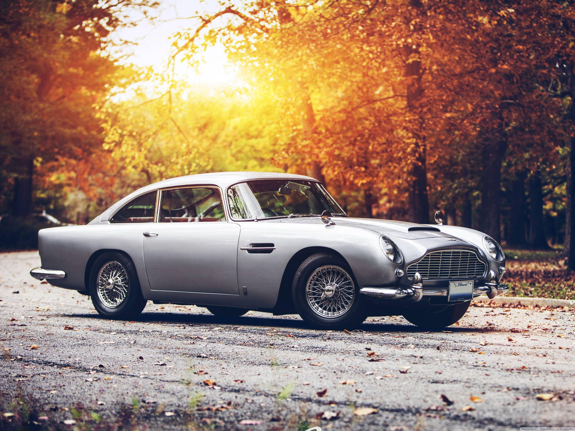 Old Car Aston Martin Db5 Background