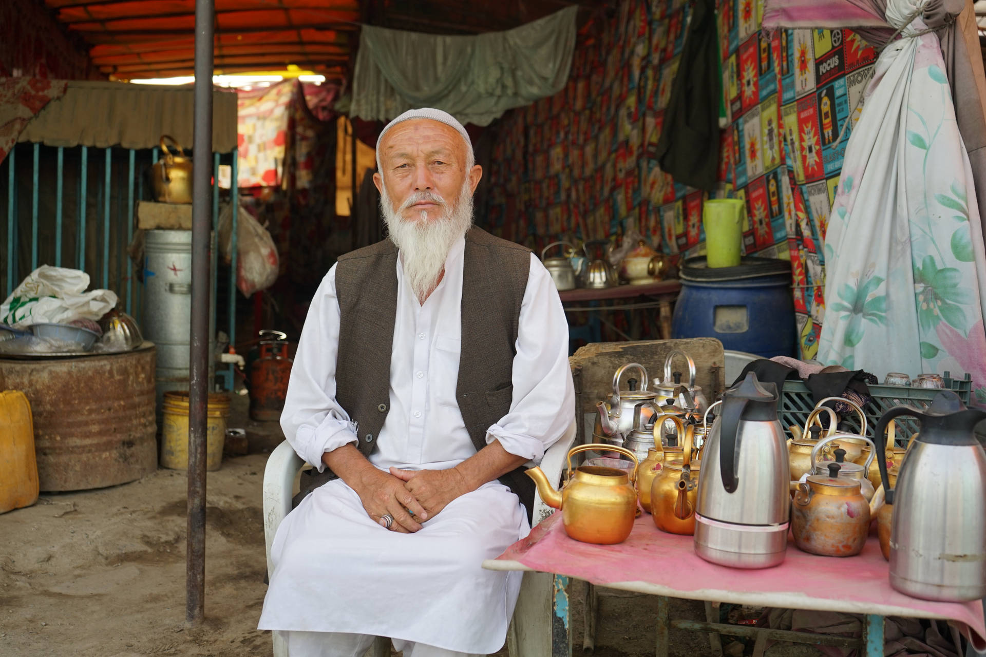 Old Vendor Kabul Market Background