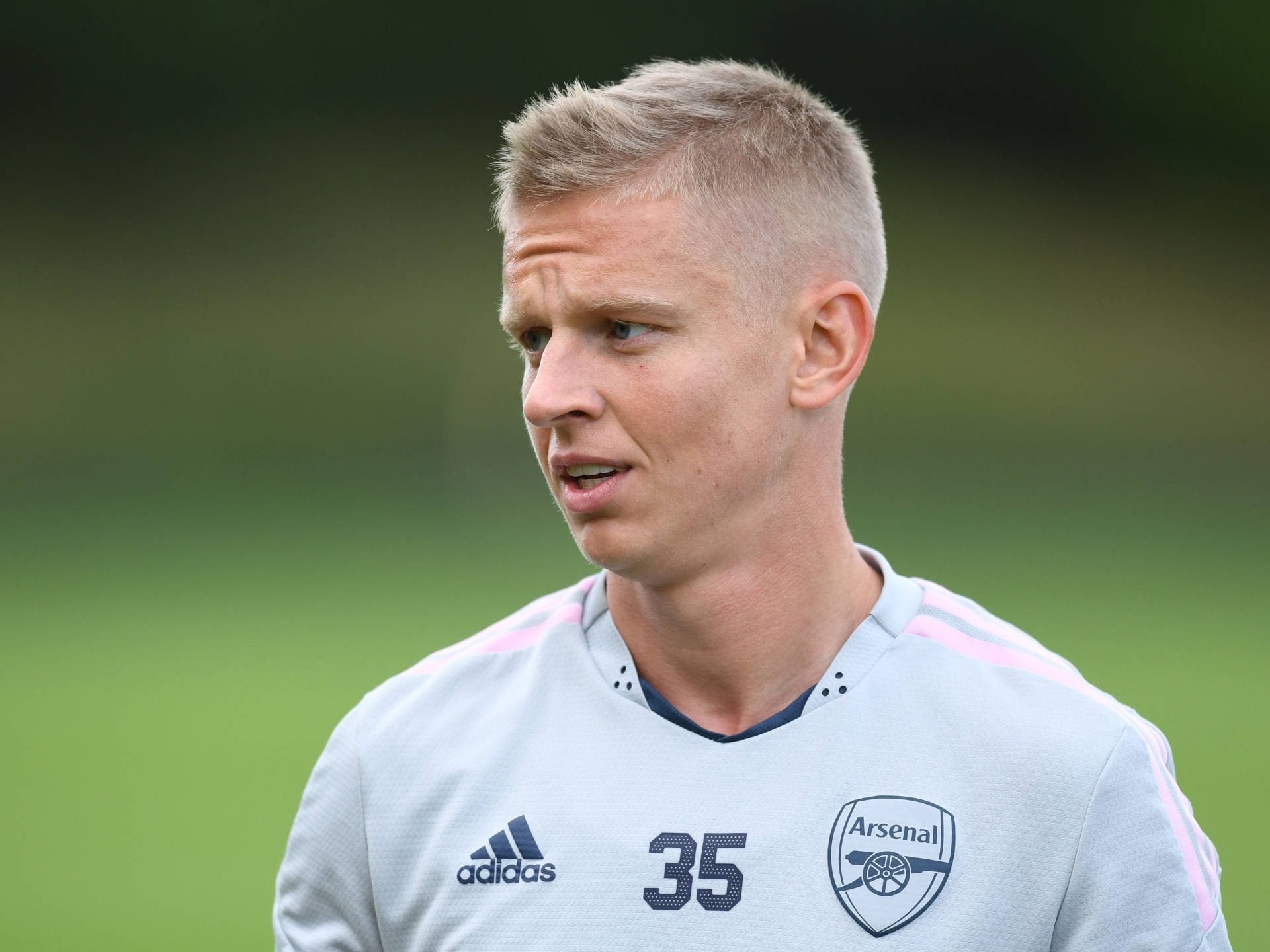 Oleksandr Zinchenko Adidas Arsenal Background