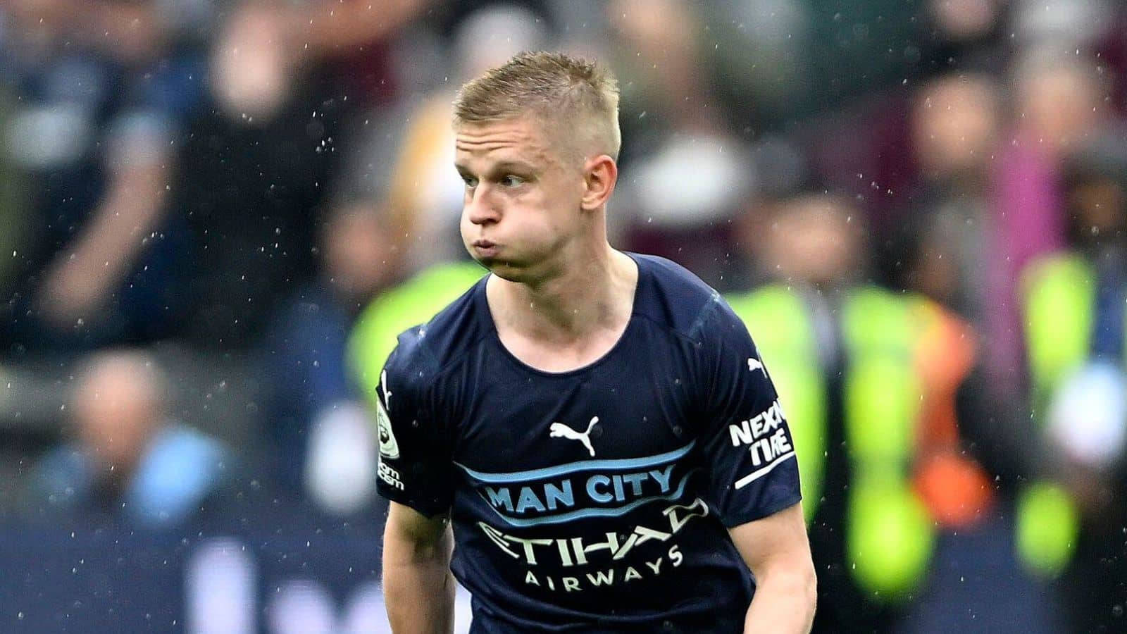 Oleksandr Zinchenko Huffing Background