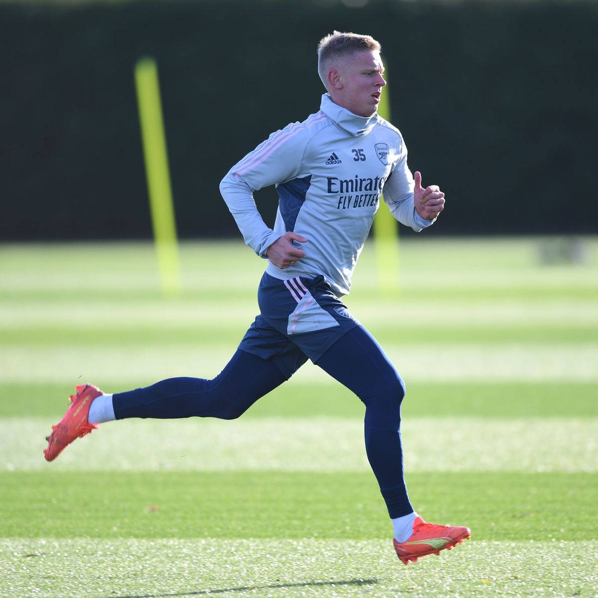 Oleksandr Zinchenko Running Background