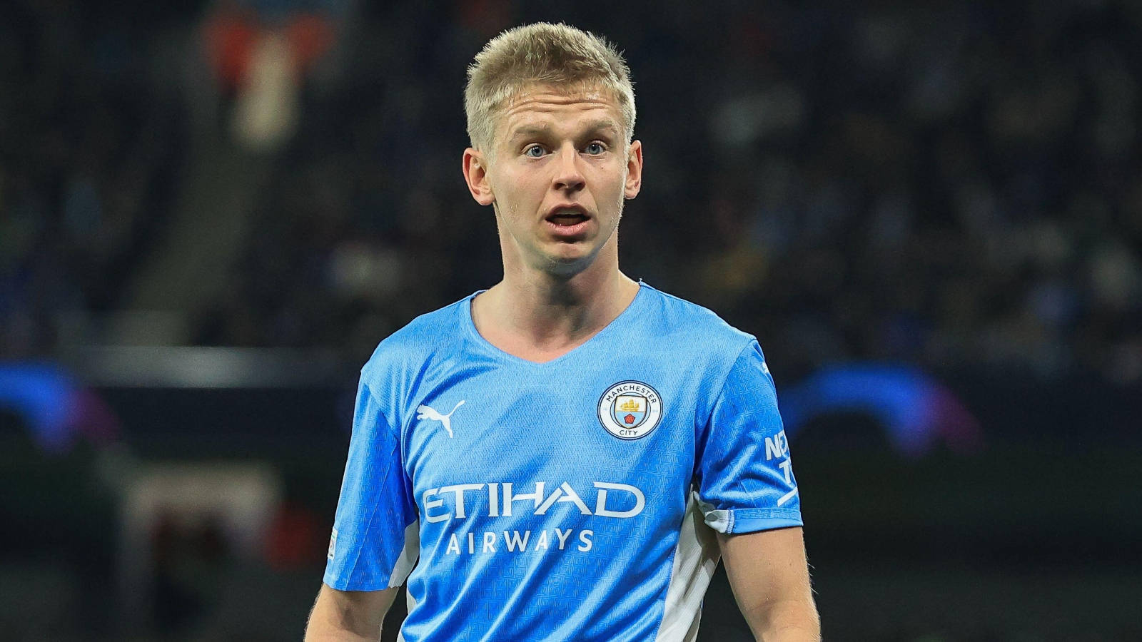 Oleksandr Zinchenko Surprised Background