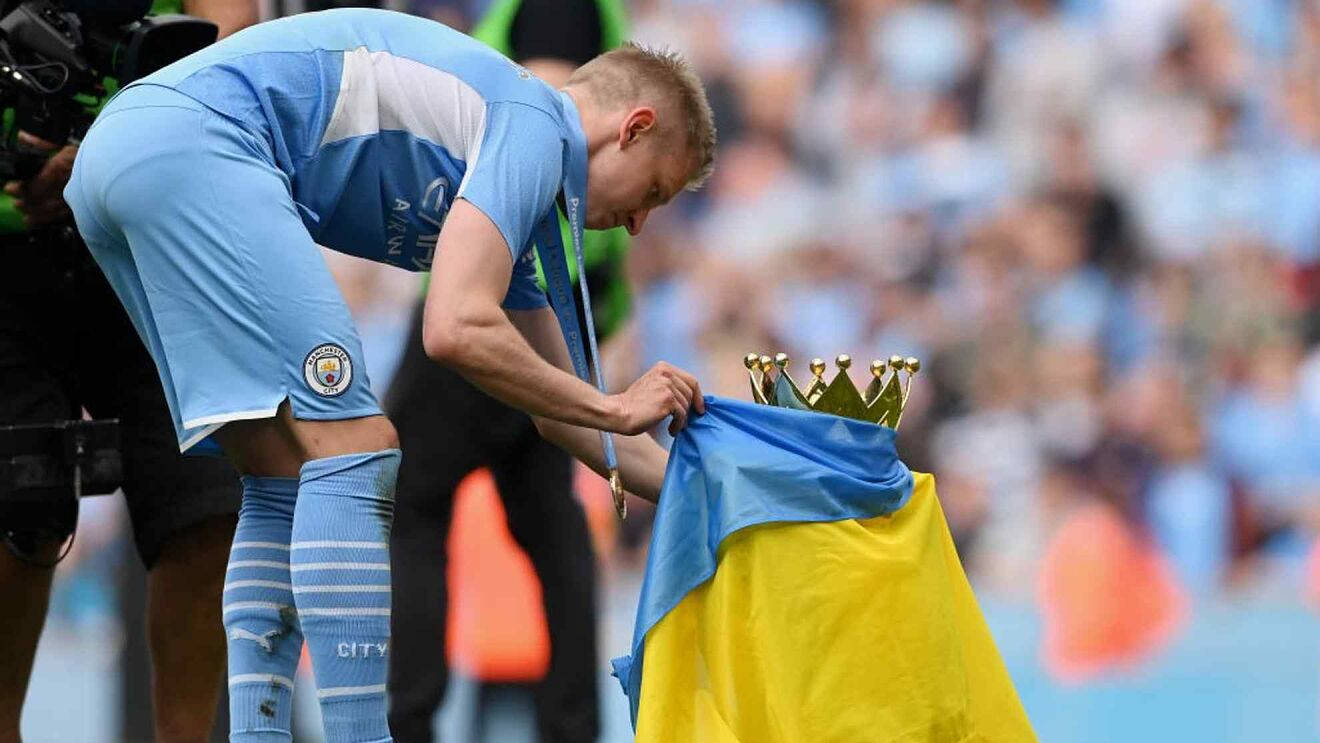 Oleksandr Zinchenko Ukraine Flag