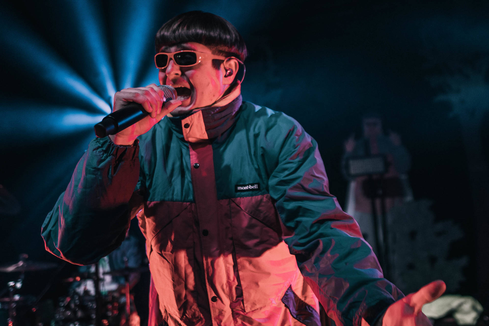 Oliver Tree Singing And Performing