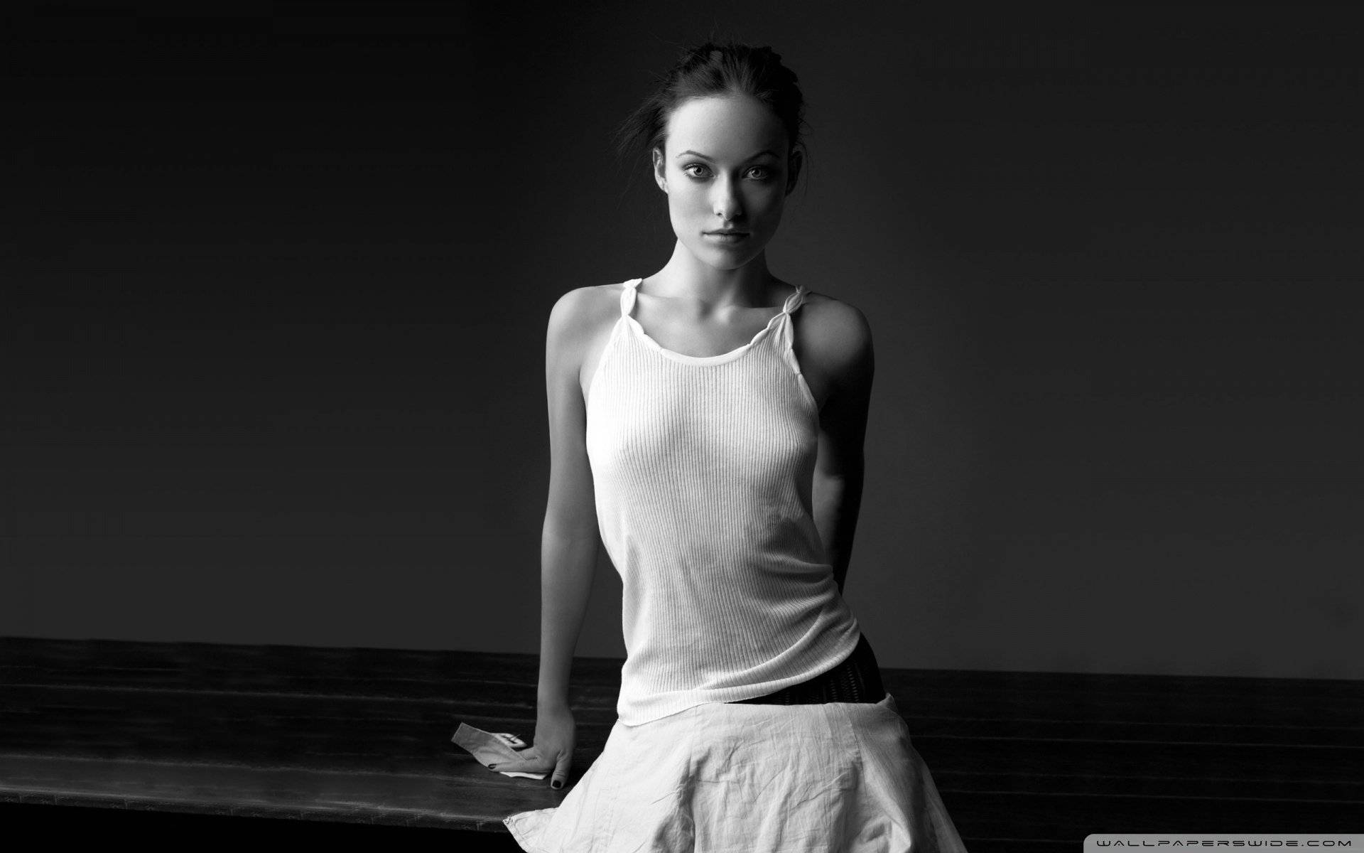 Olivia Wilde Black And White Background