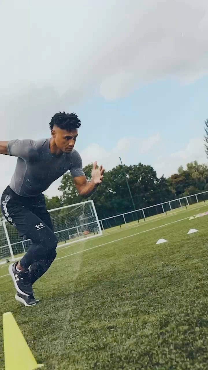 Ollie Watkins Running During Training Background