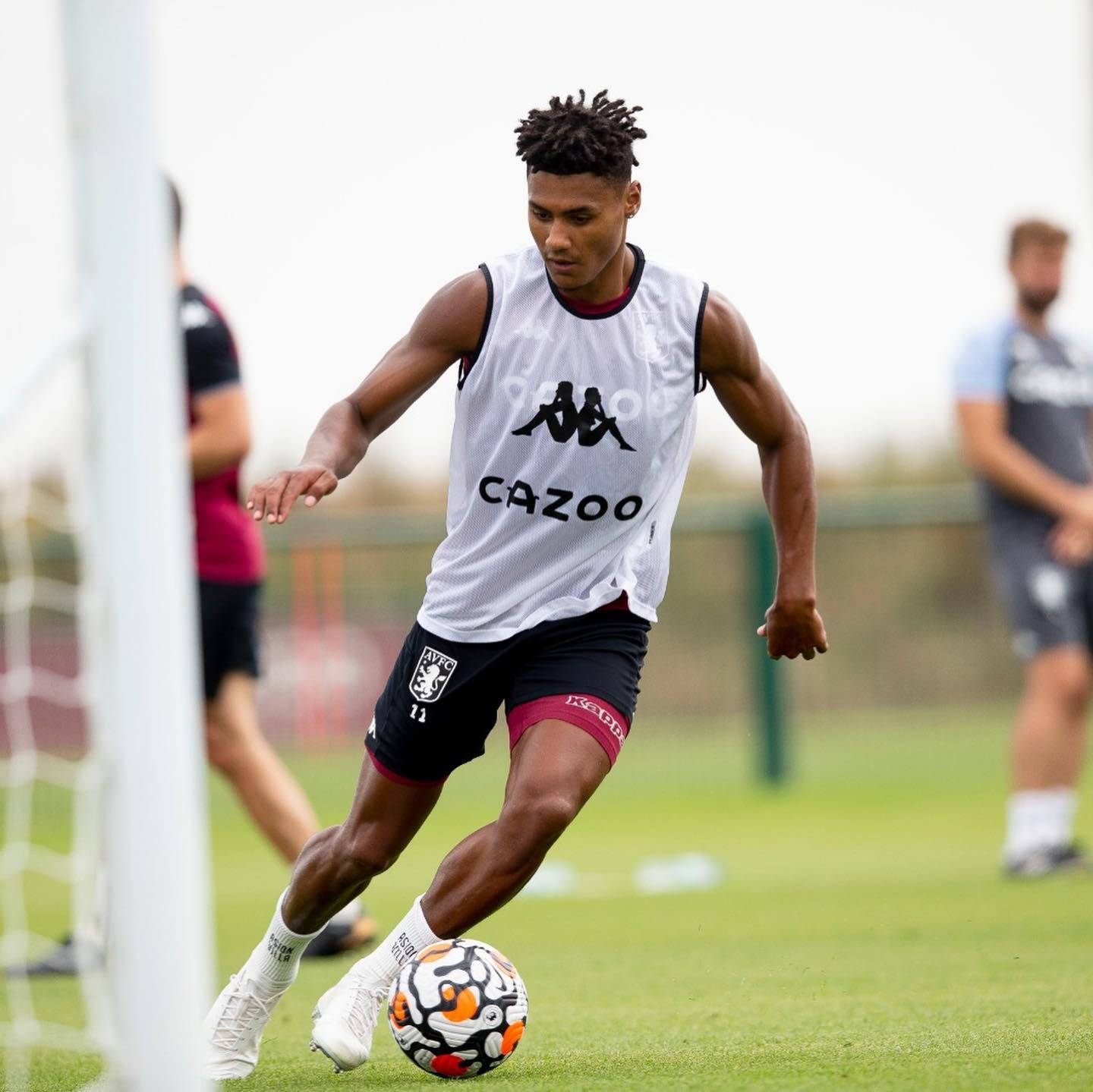 Ollie Watkins Wearing Sleeveless Jersey Background