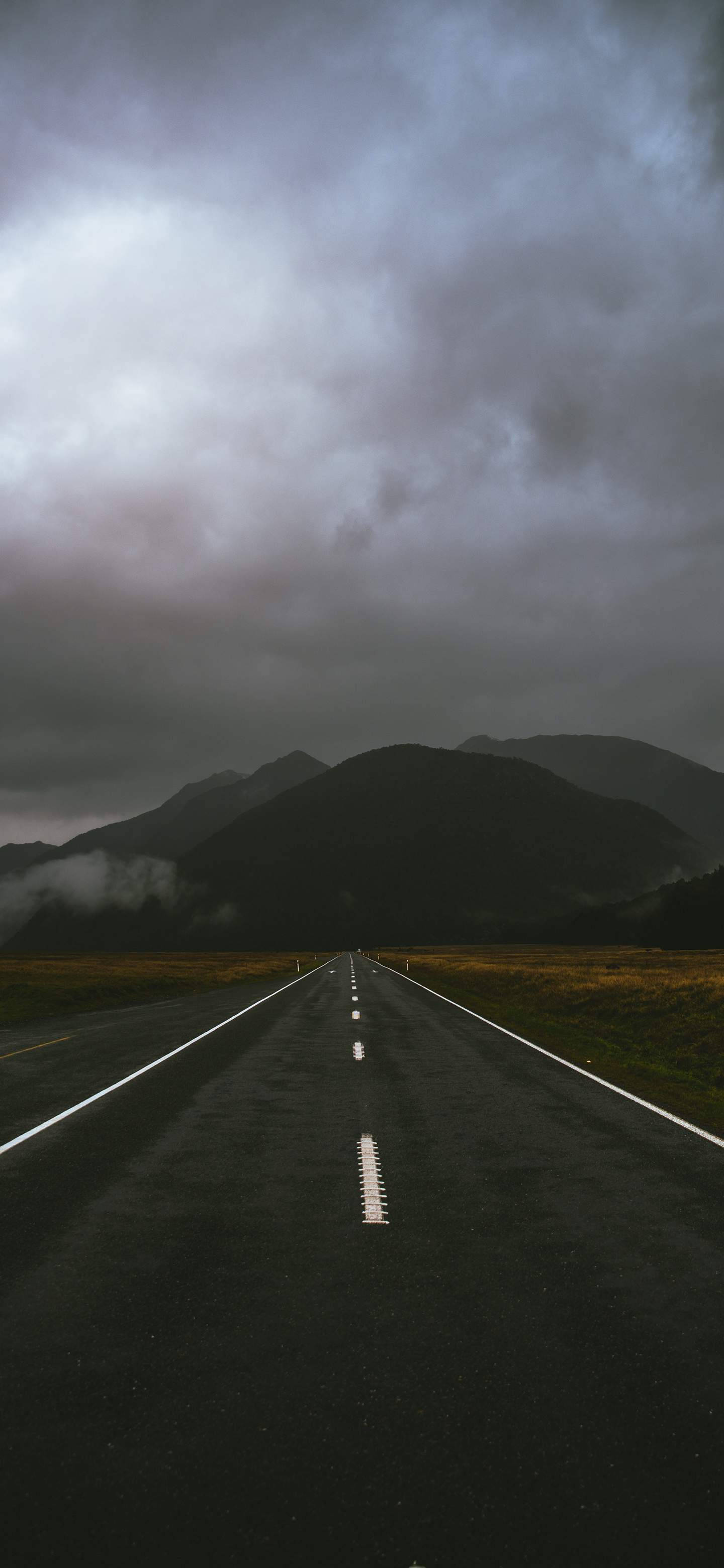 Oneplus 7 Pro To The Mountains Background