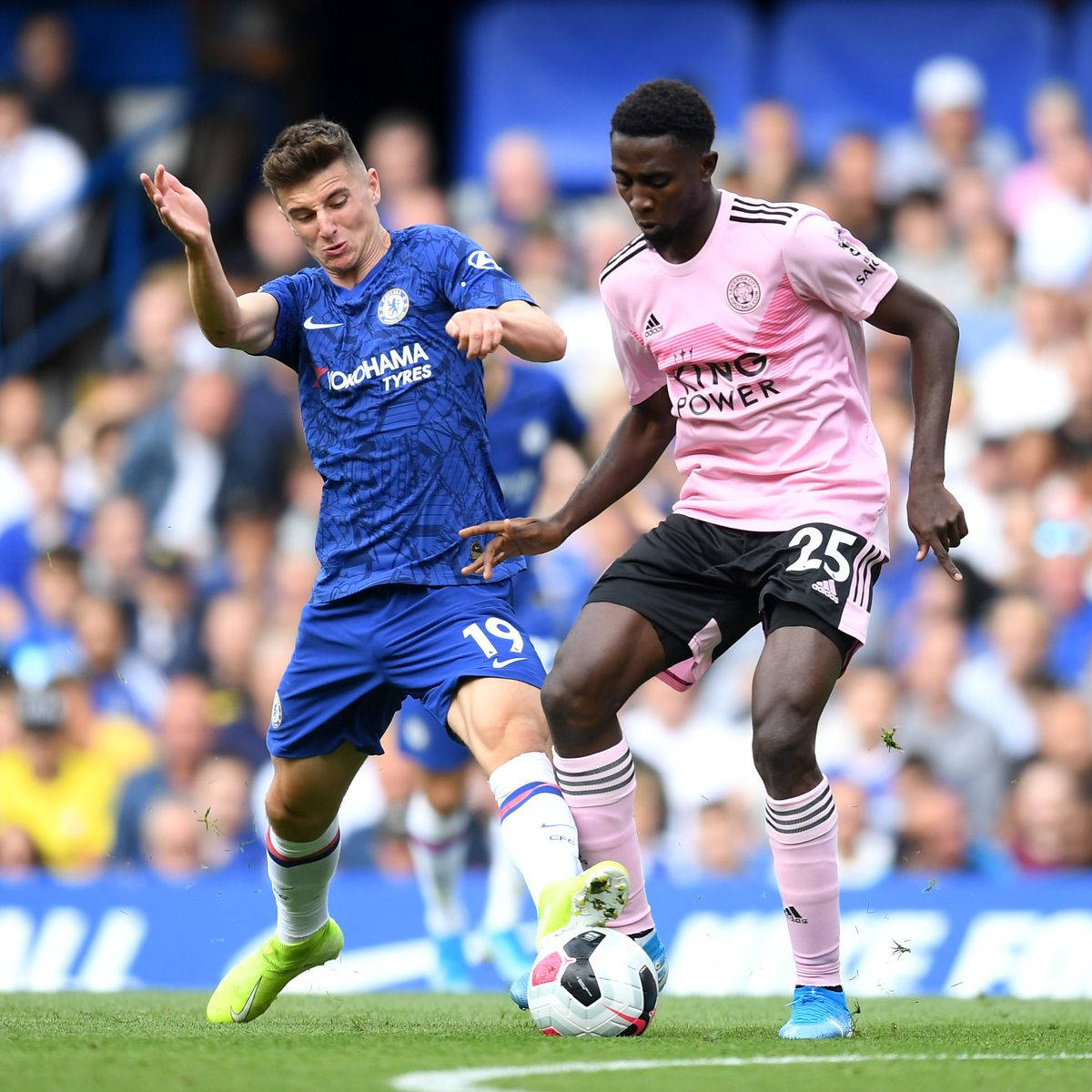 Onyinye Ndidi Fighting For The Ball