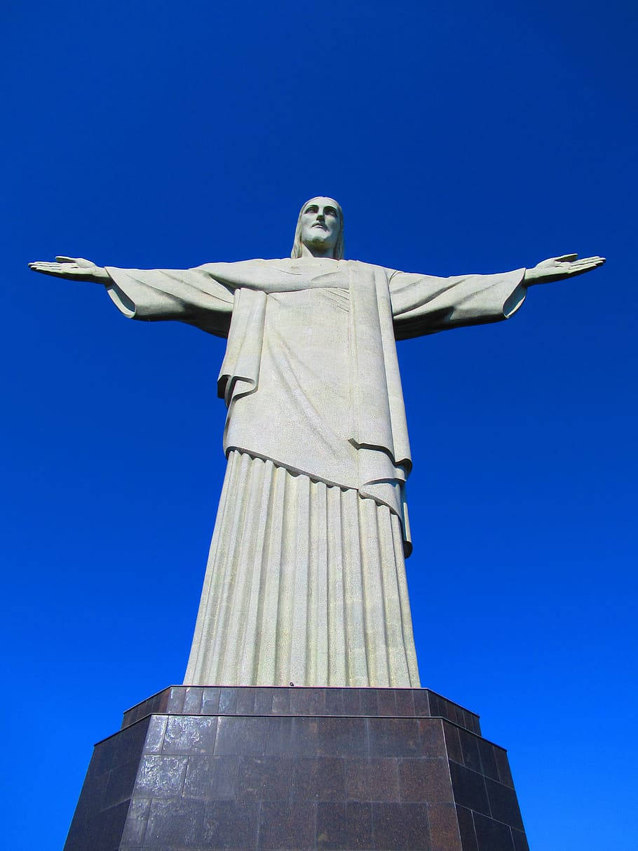 Open Arm Christ Statue Jesus Phone Background
