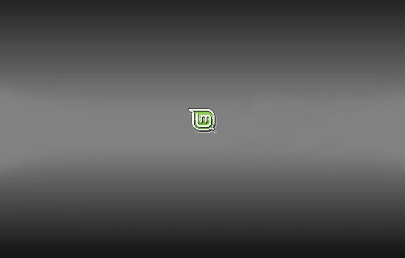 Operating System Linux Mint Logo Gray Gradient Background