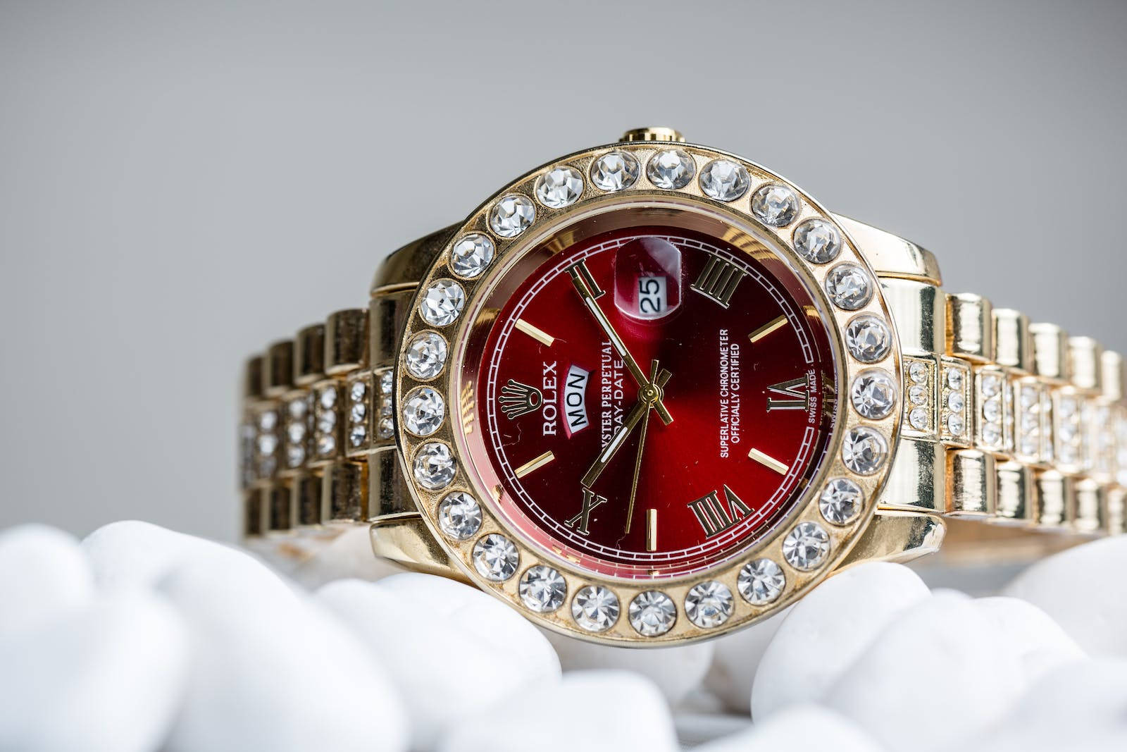 Opulence Embodied - The Diamond Studded Rolex Hd Background