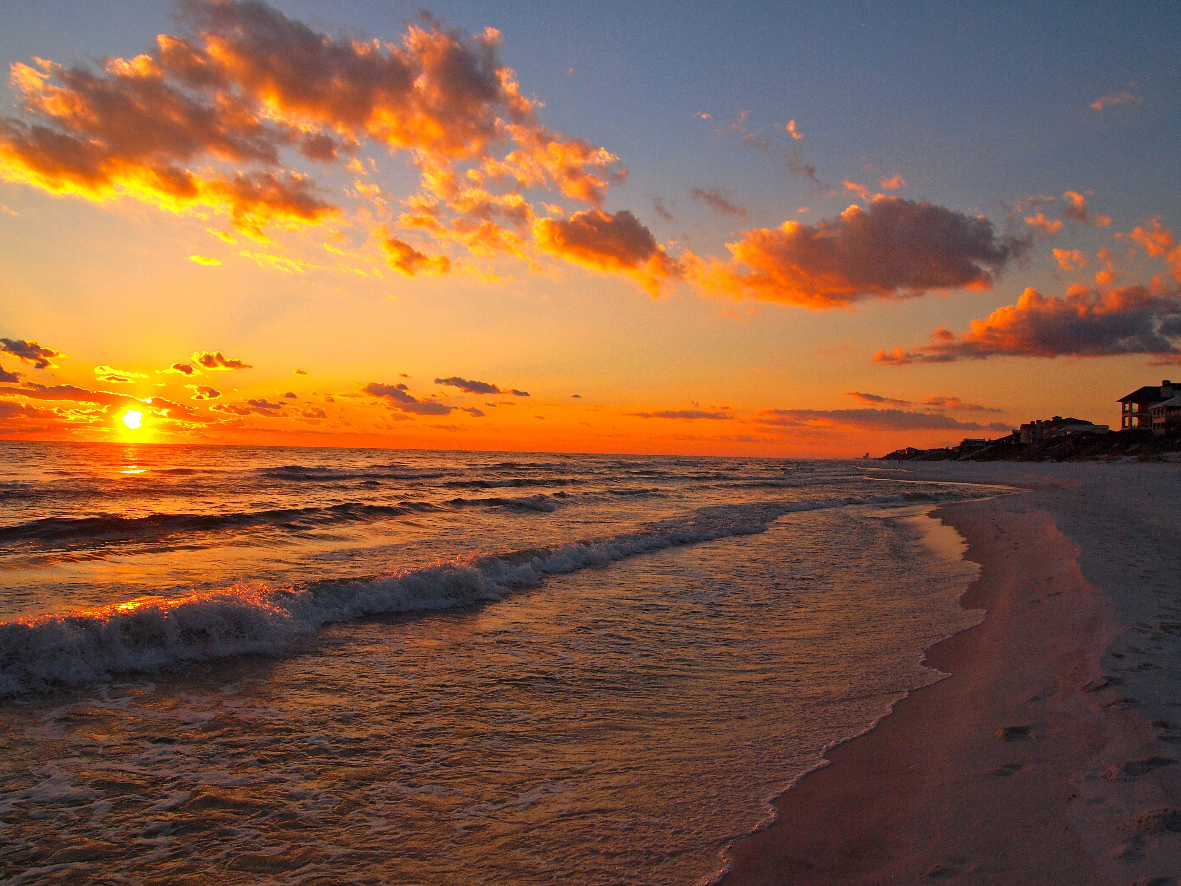 Orange Aesthetic Sunset In Florida Beach