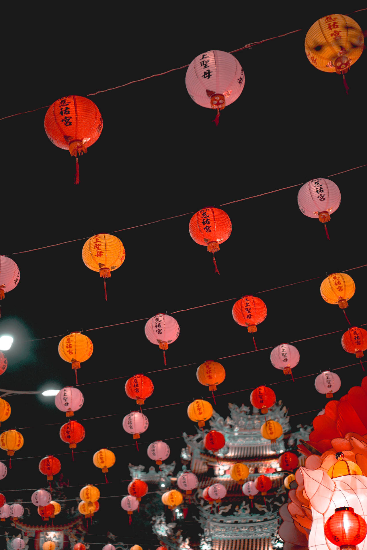 Orange Chinese New Year Lanterns Patterns Background