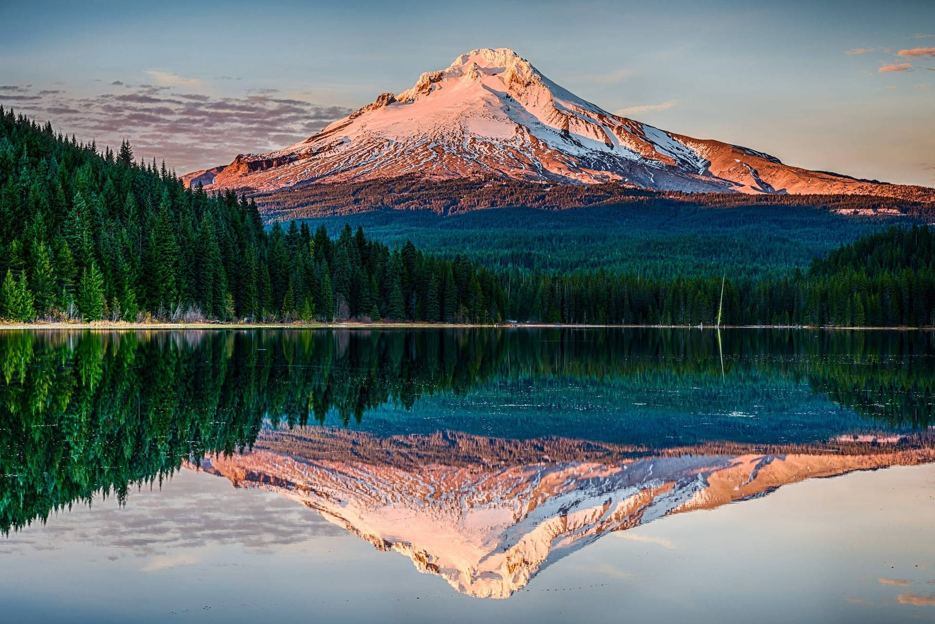Oregon Mount Hood Background