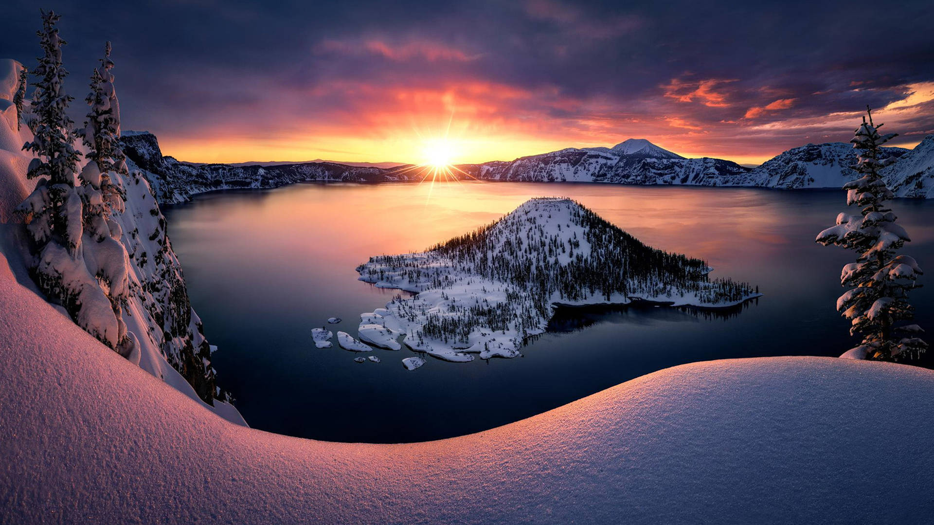 Oregon Mount Mazama Background