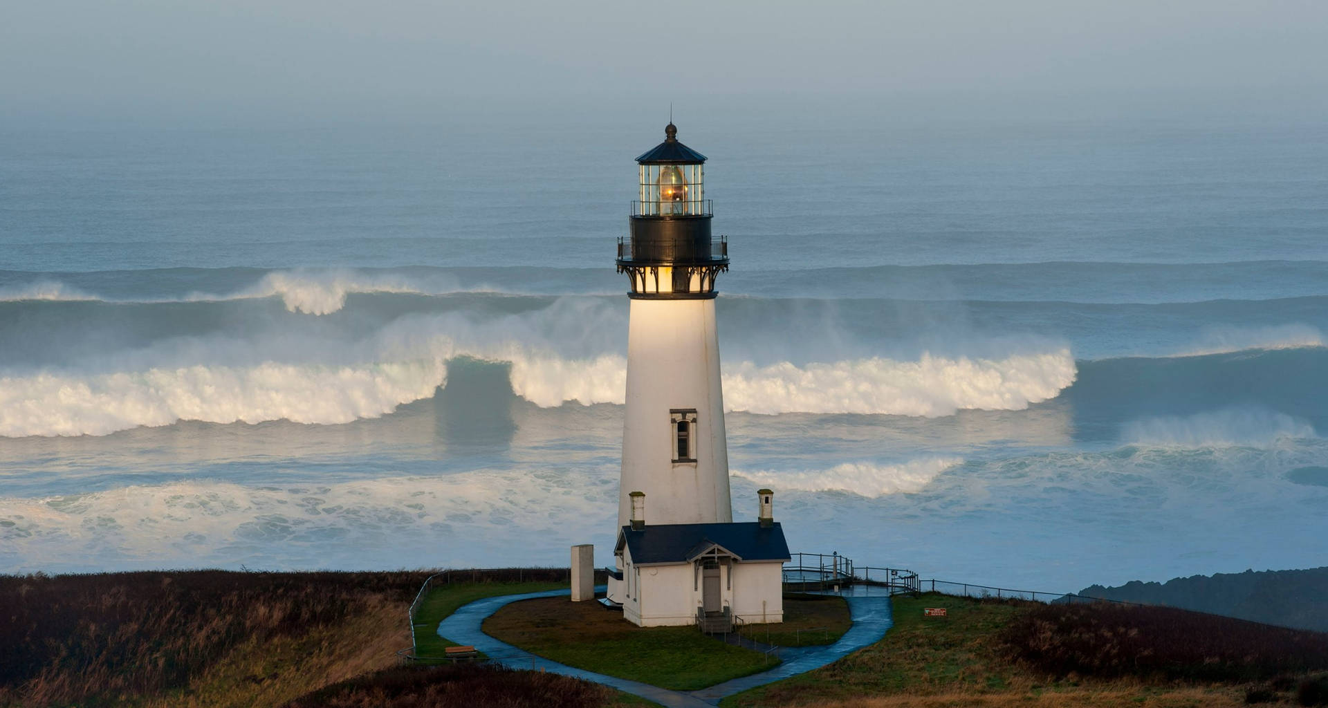 Oregon Yaquina Head Lighthouse Background