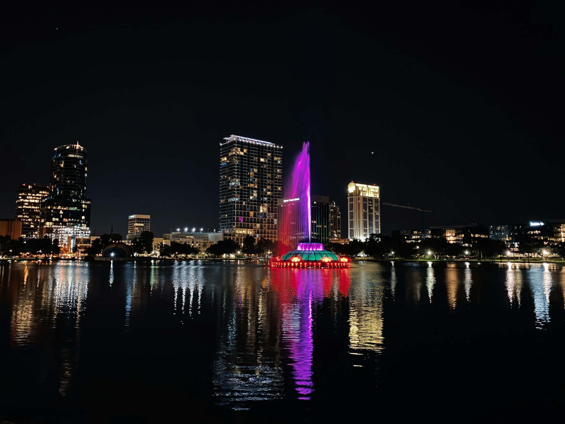 Orlando Lake Eola Nighttime Skyline Background