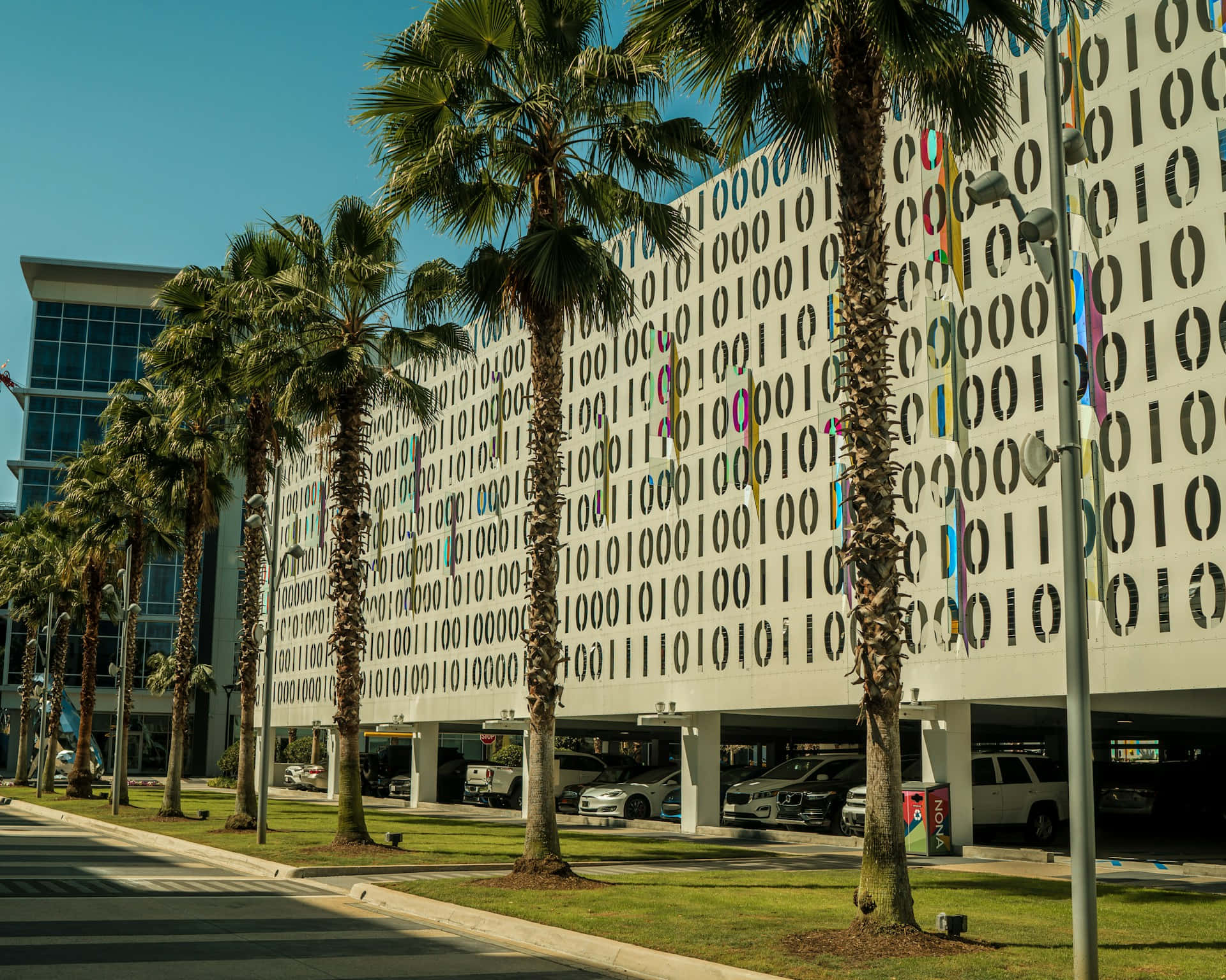 Orlando Parking Garage Artistic Facade