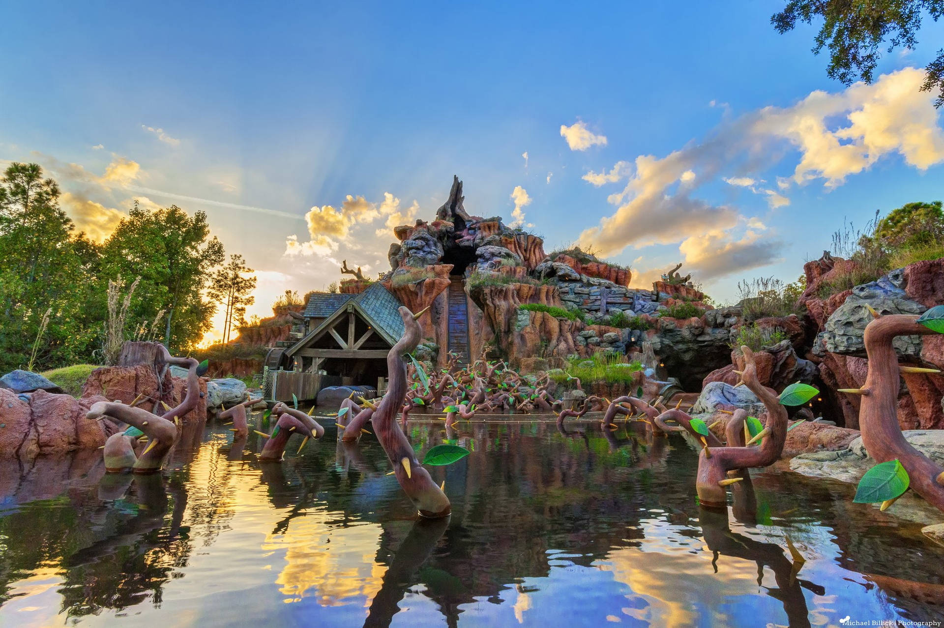 Orlando Theme Park Splash Mountain Sunset Background