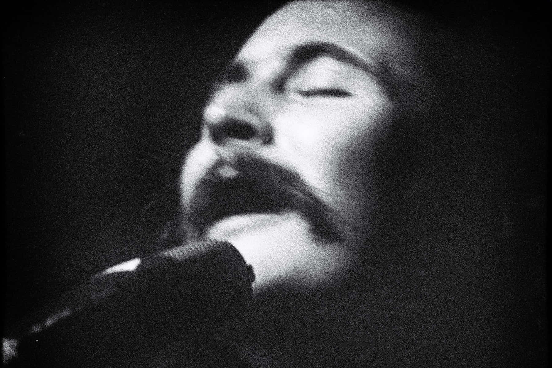 Ornery Man Singing Background