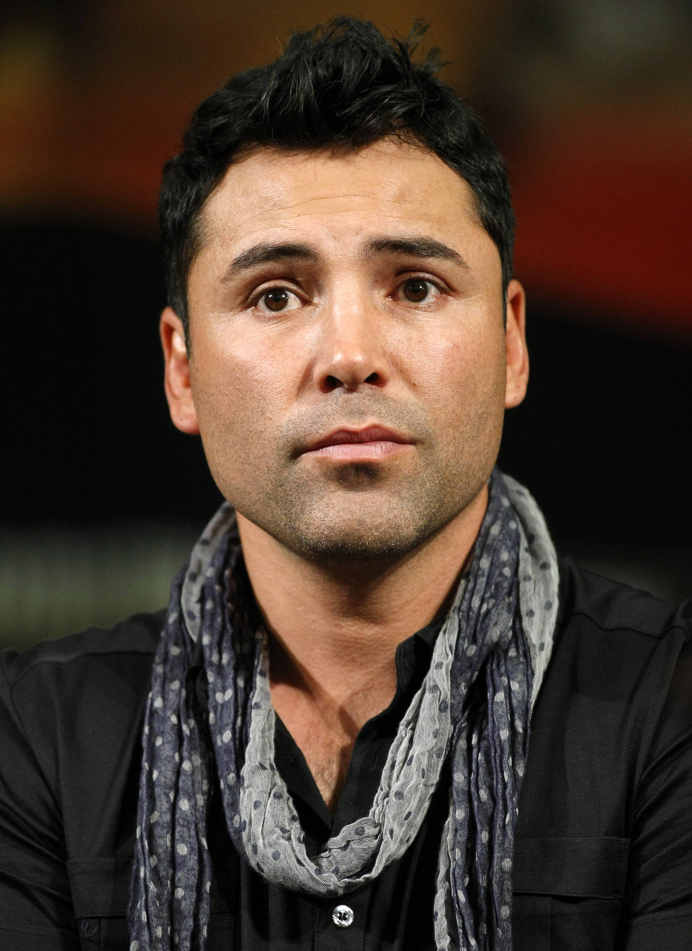 Oscar De La Hoya Blank Stare Background