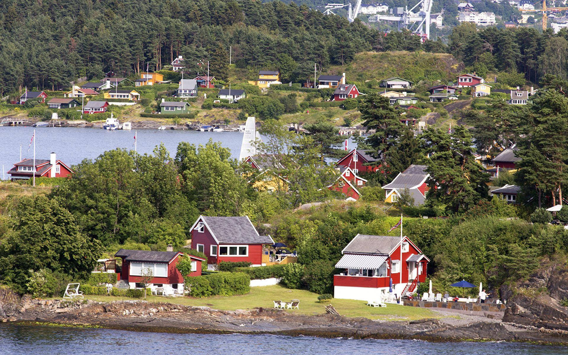 Oslo Red Houses Background