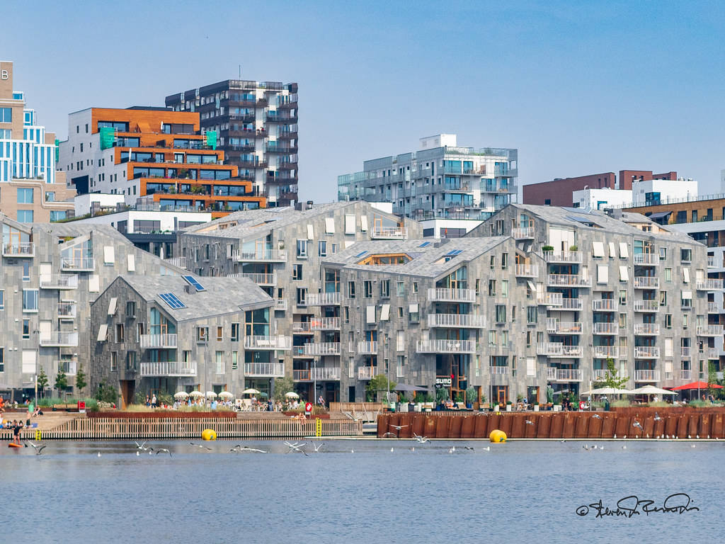 Oslo Riverside Background