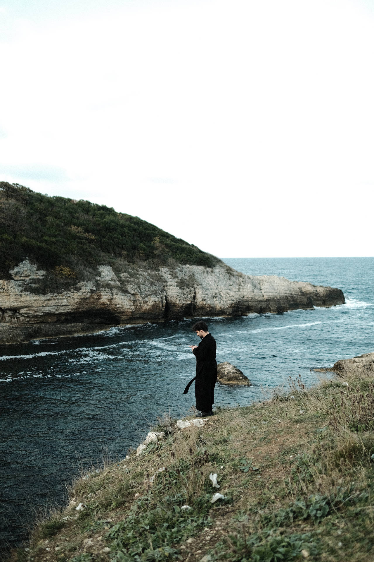 Overlooking Cliff Man Aesthetic Background