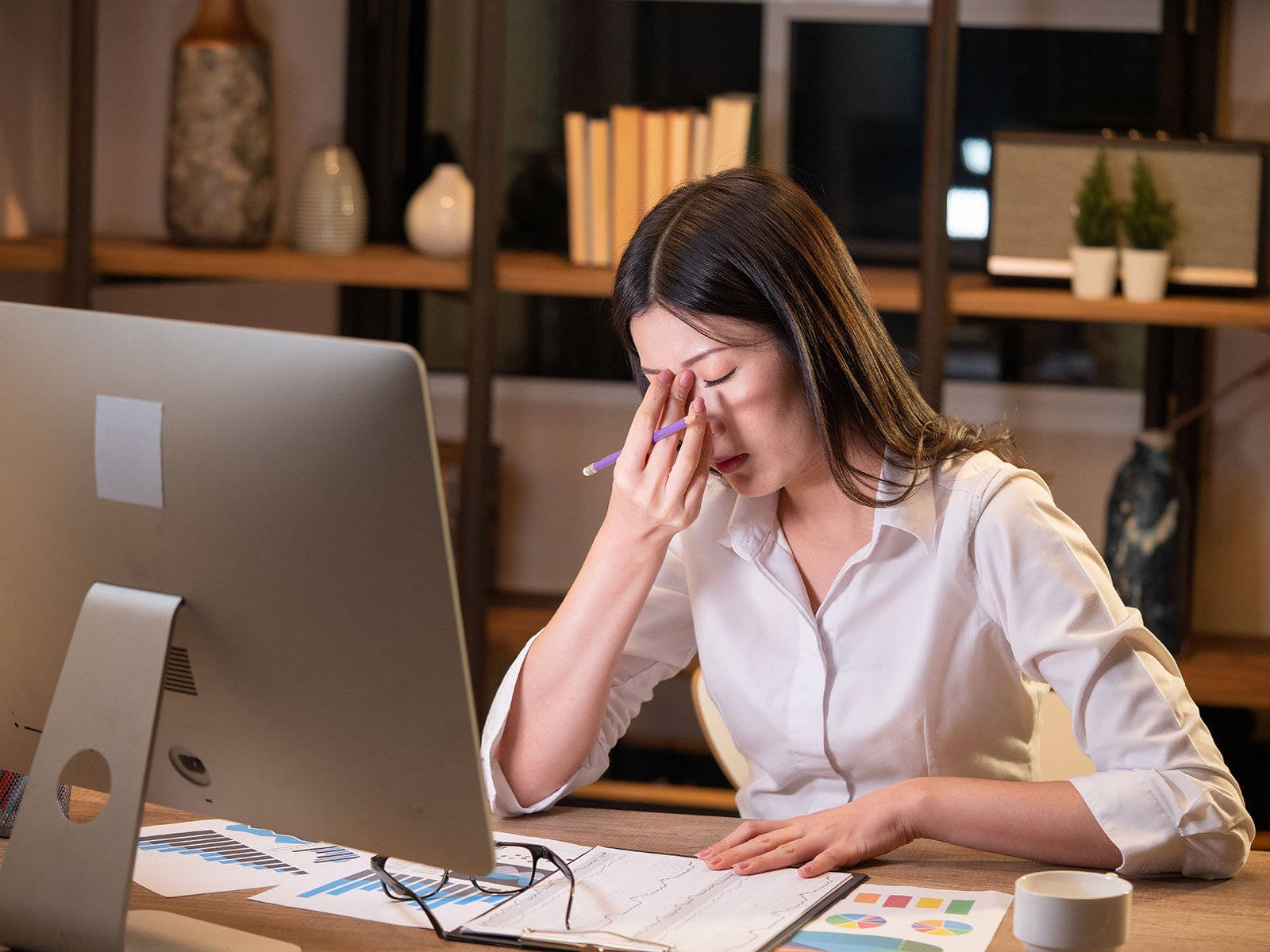 Overwhelmed Female Secretary At Work Background