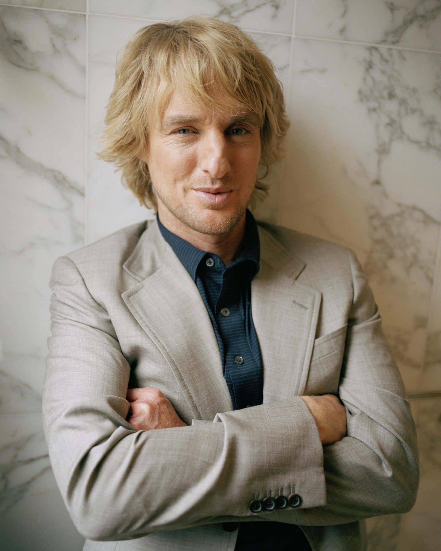 Owen Wilson In An Iconic Pose Background