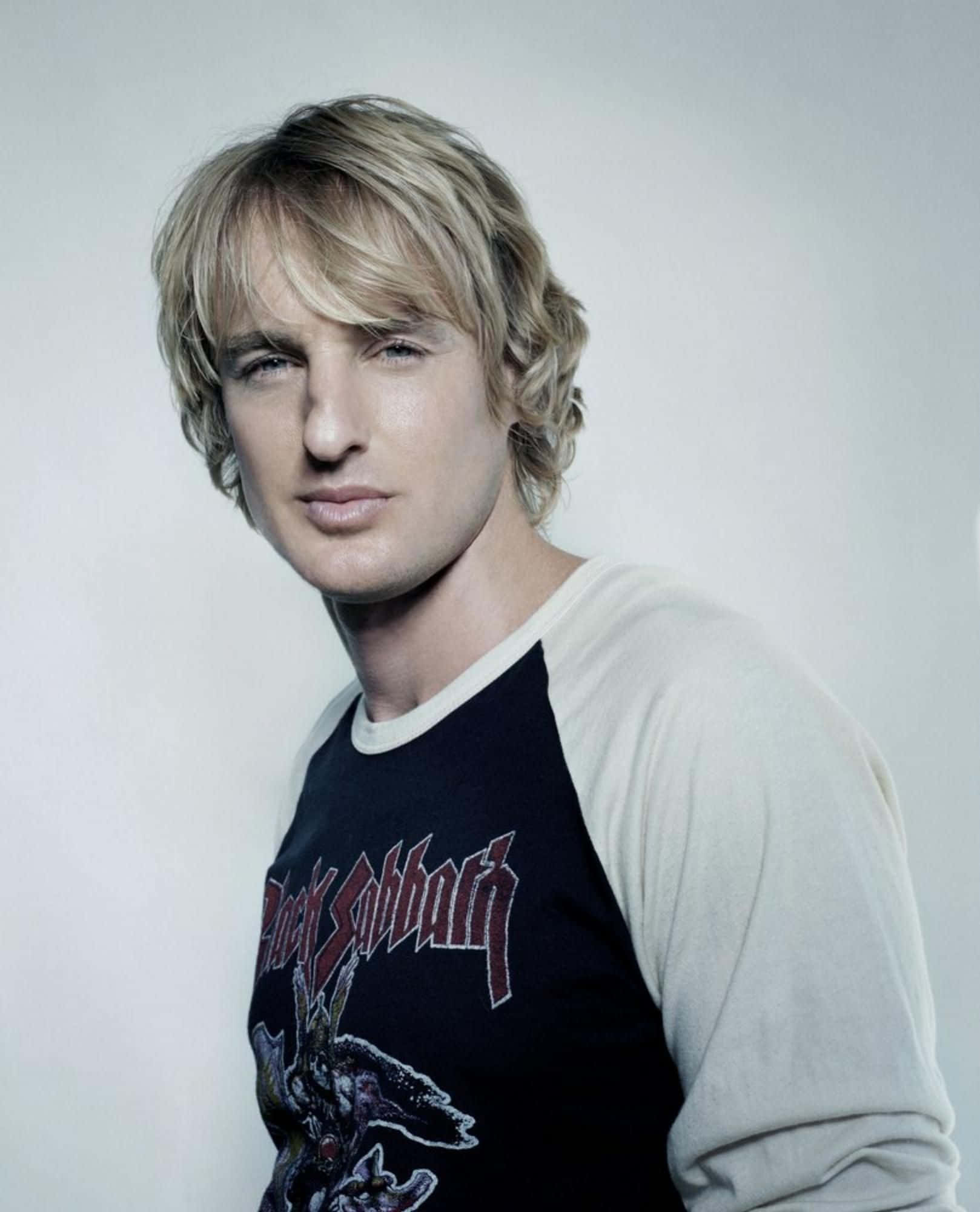 Owen Wilson Sporting His Signature Smile Background