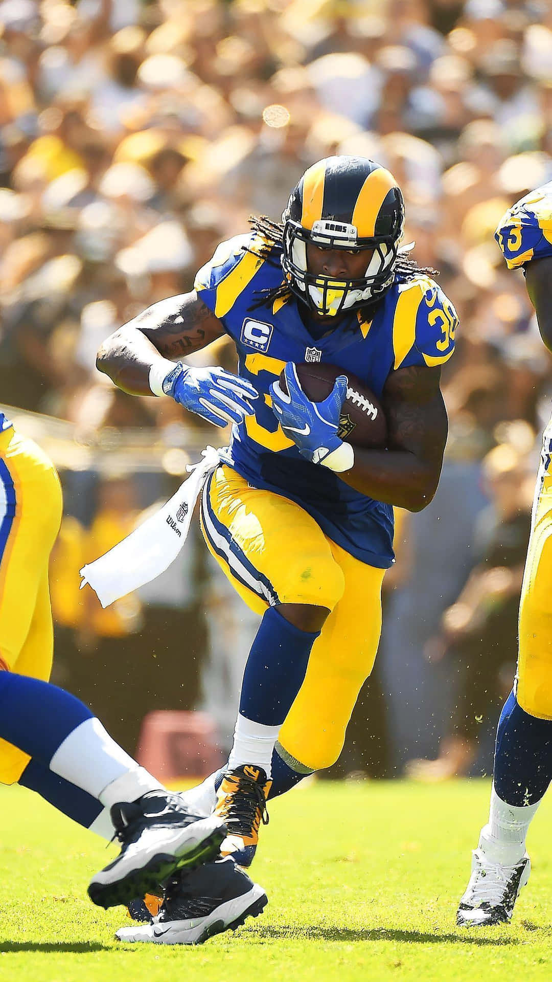 Own The Latest Apple Iphone With A Rams Twist! Background