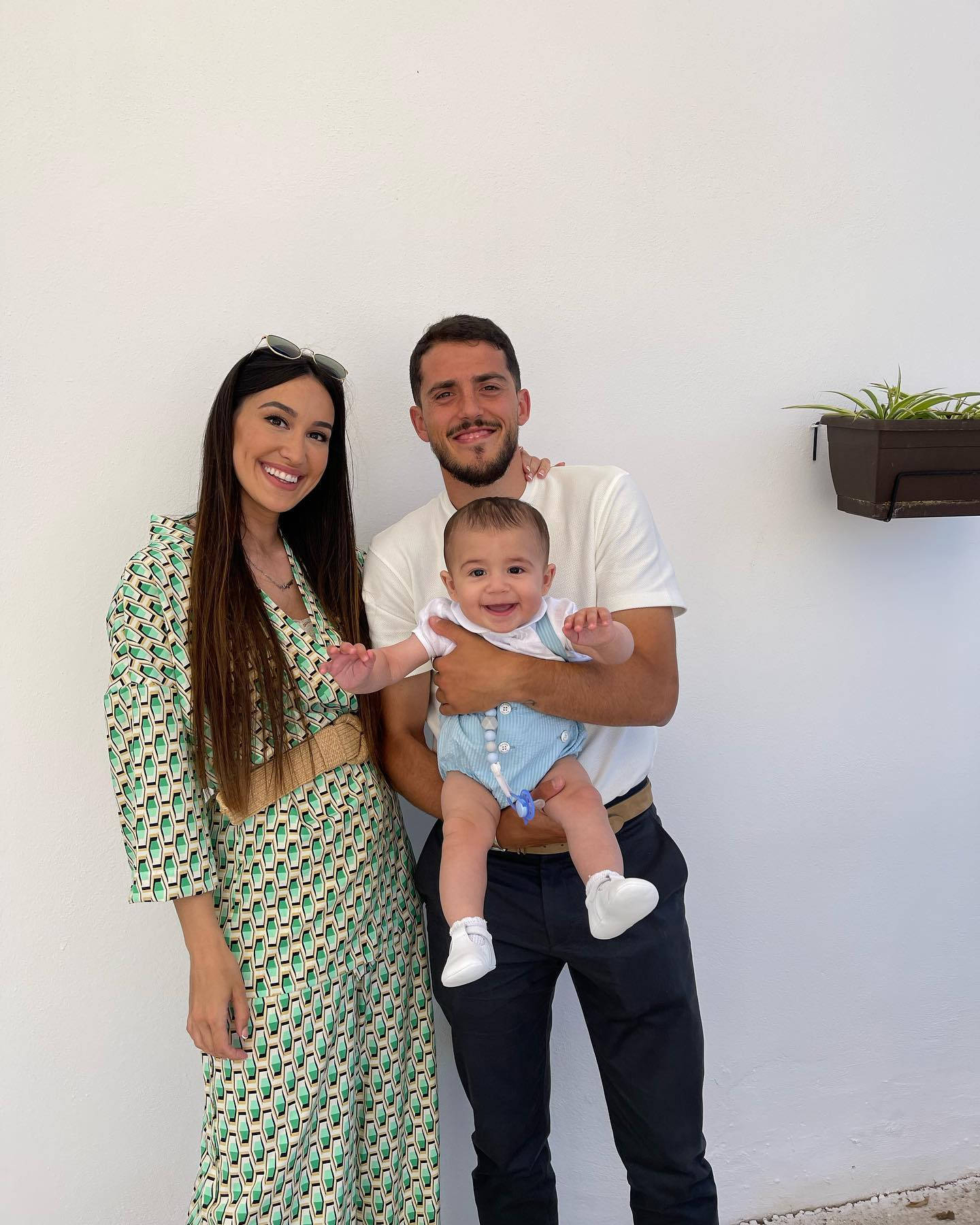 Pablo Fornals Family Photo Background