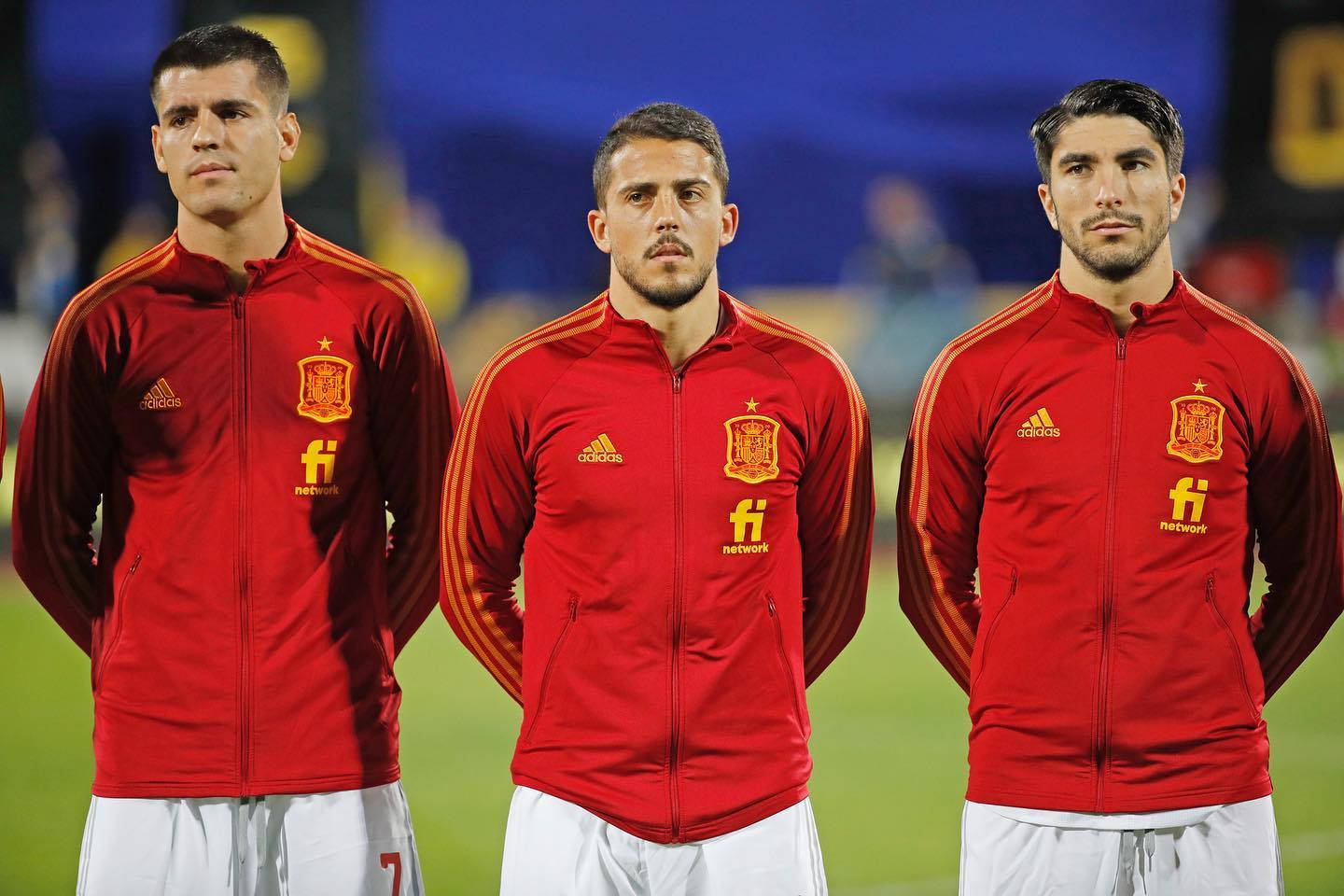 Pablo Fornals Lined Up Background