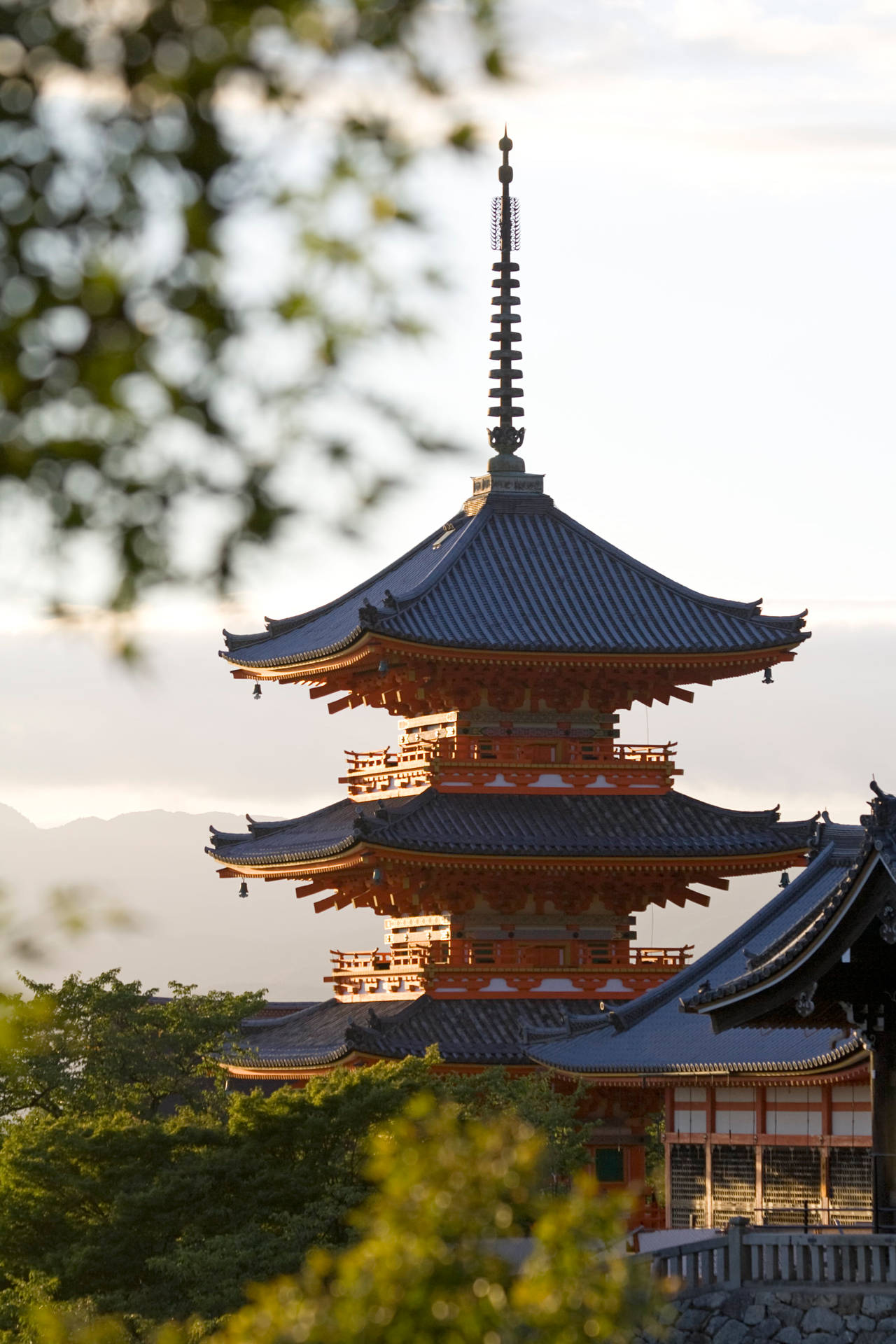 Pagoda Scenery In Japan For Iphone Screens