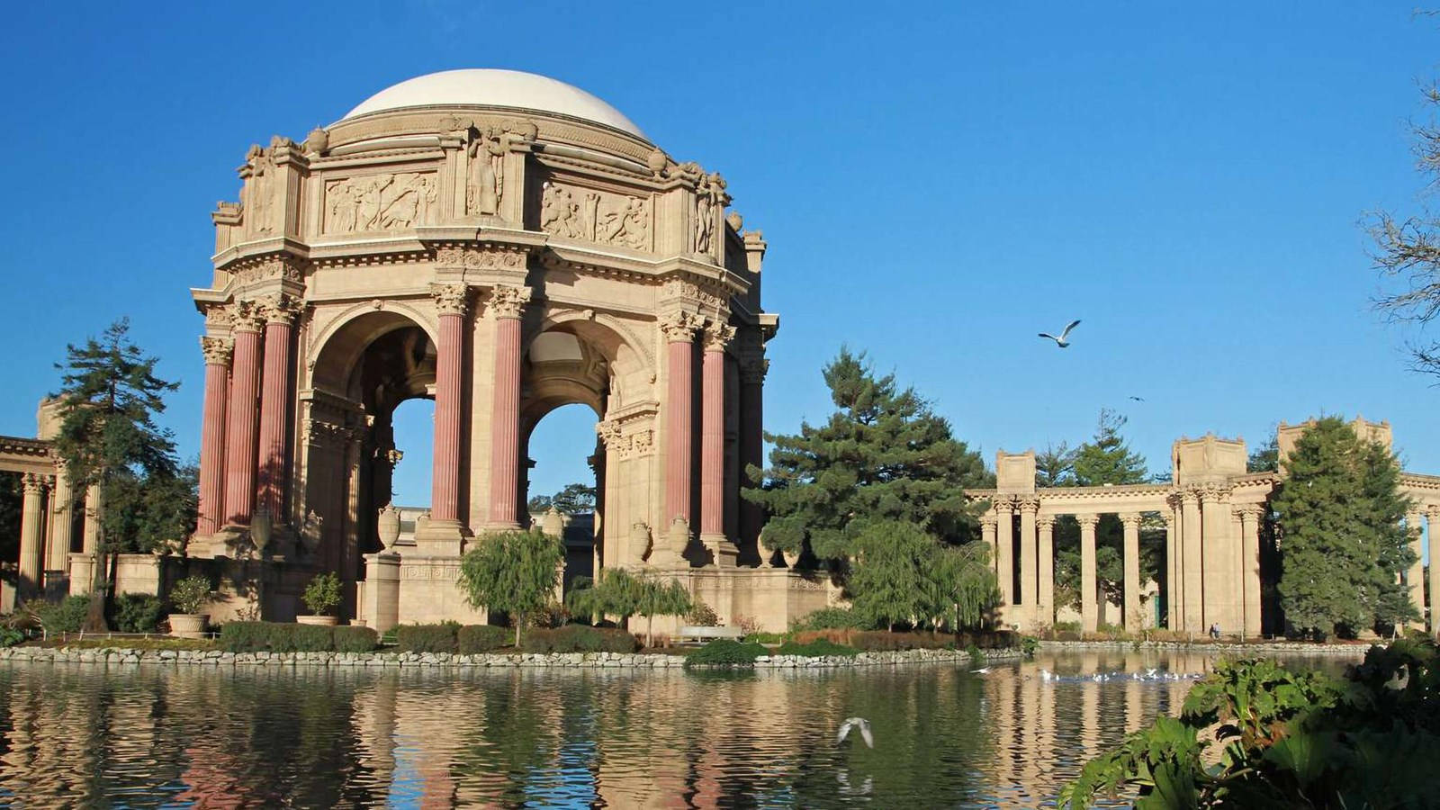 Palace Of Fine Arts Blue Sky Background