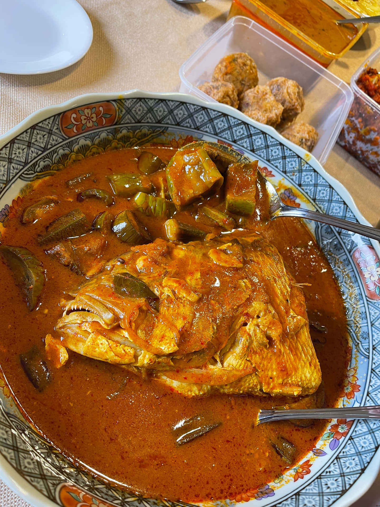 Palatable Fish Head Curry Dish Serving Background