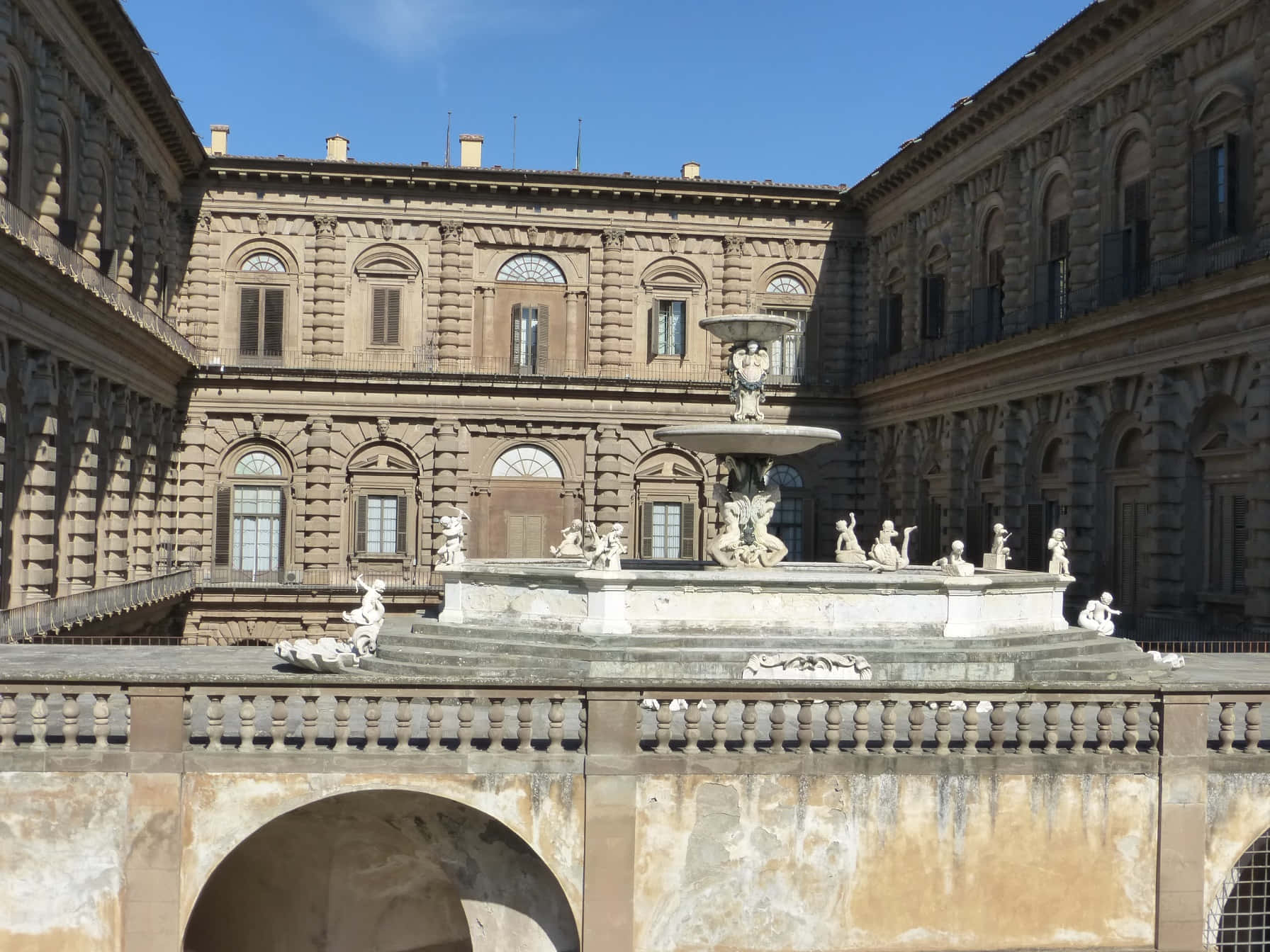 Palazzo Pitti Fountain Sculptures Background