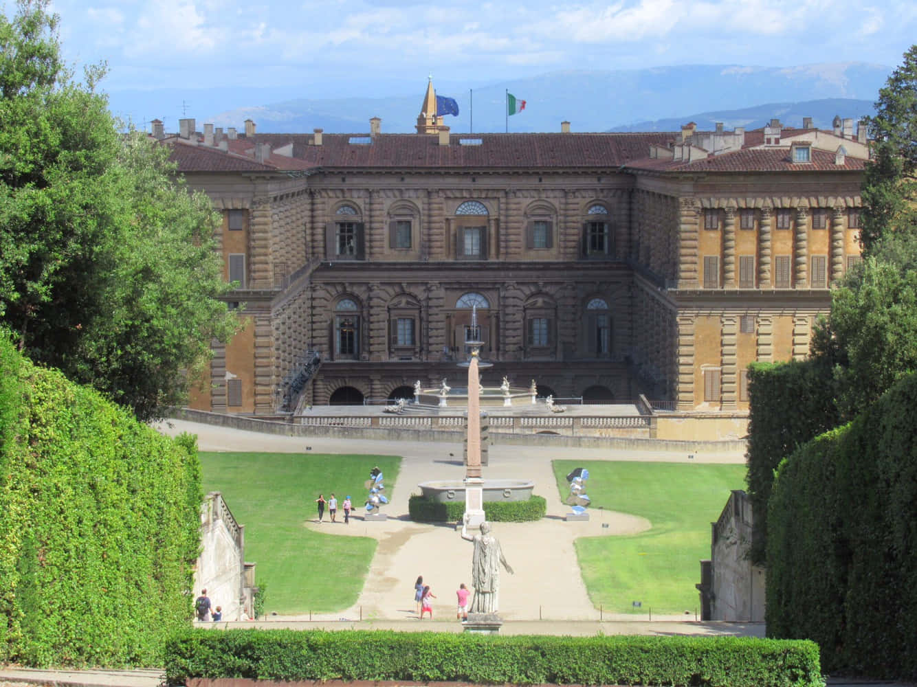Palazzo Pitti Lush Garden Background
