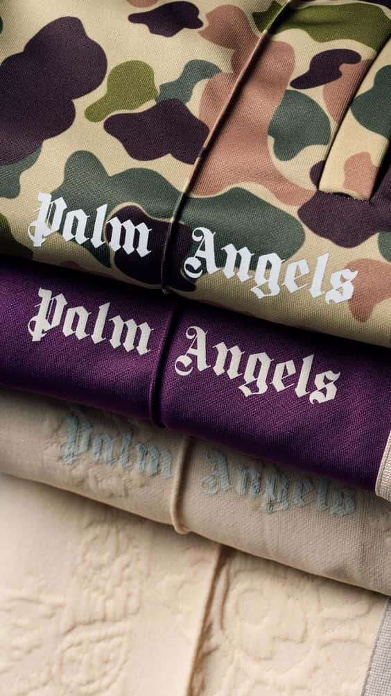 Palm Angels Camo T-shirts Background