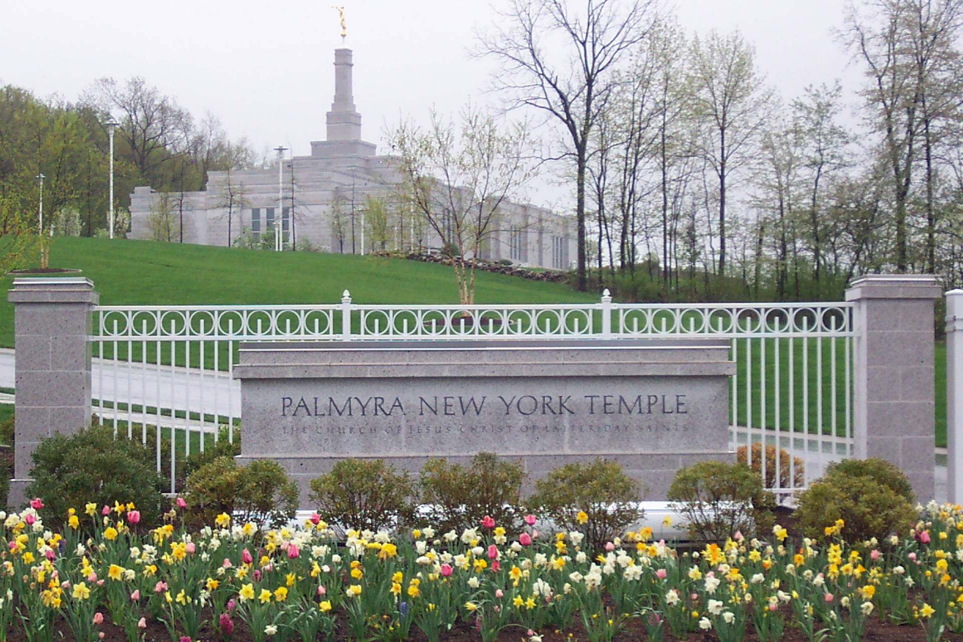 Palmyra New York Temple Gate Background