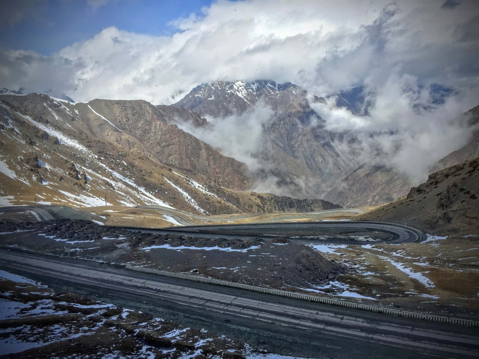 Pamir Bishkek To Osh Highway Background