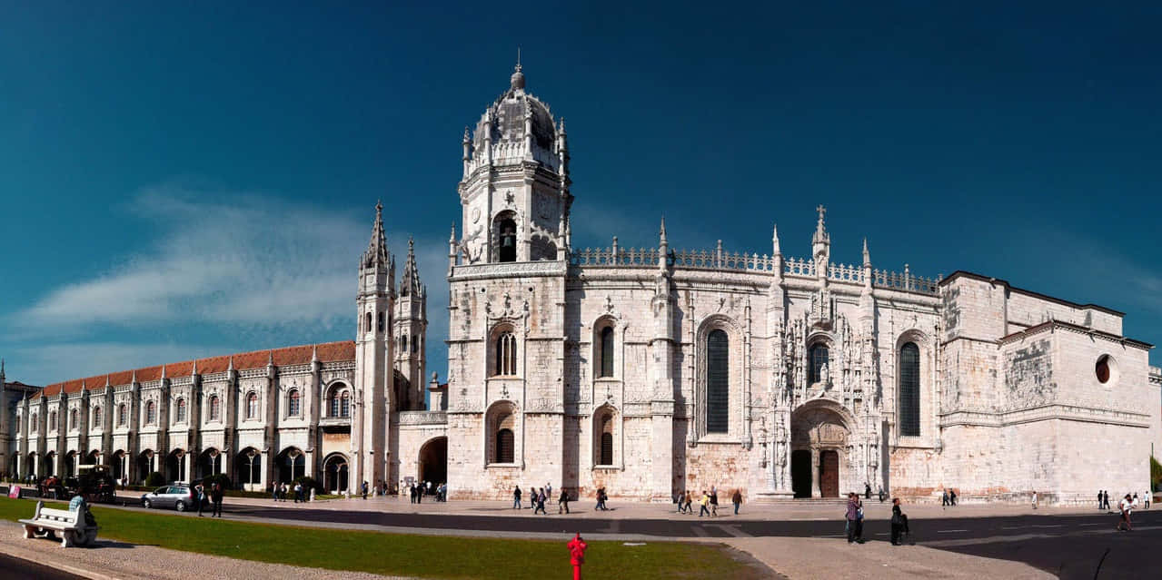Panoramic View Of Masterpiece Architecture, Mosteiro Dos Jeronimos Background