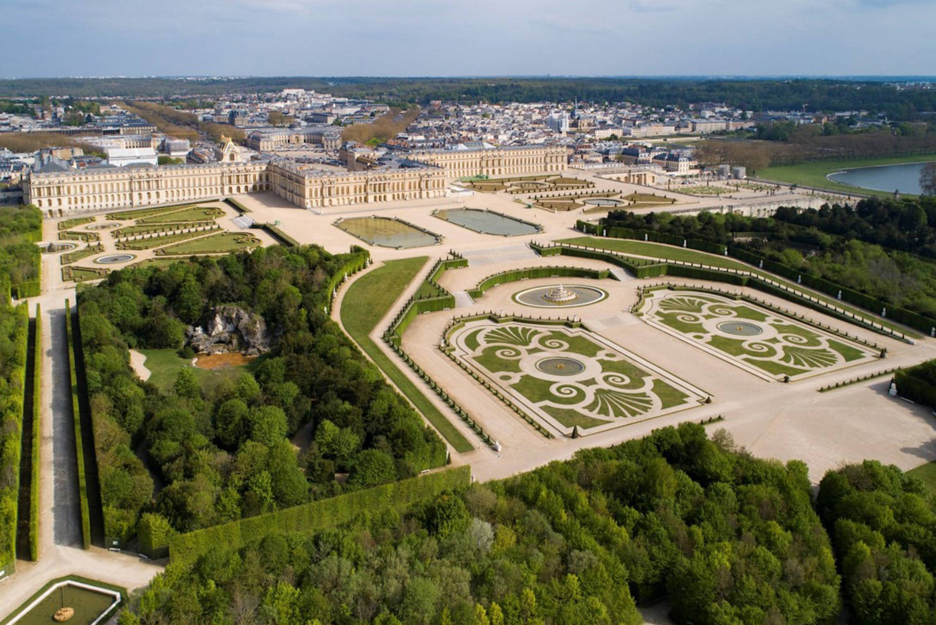Panoramic View Of The Entire Area Of The Palace Of Versailles Background