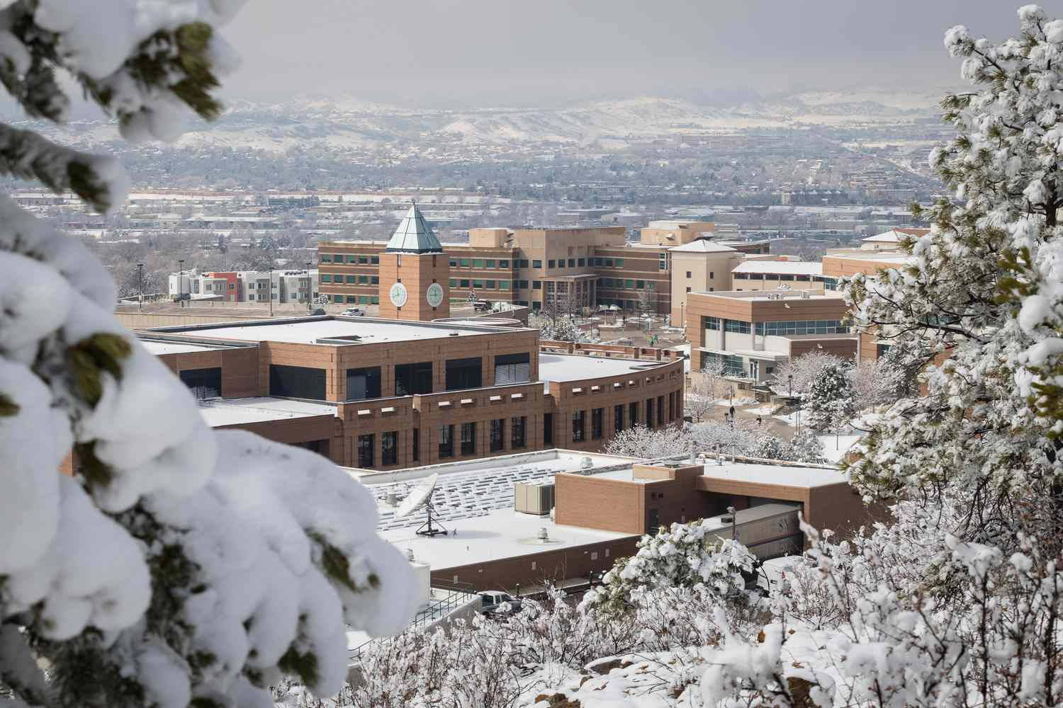 Panoramic View Of The University Of Colorado Campus Background