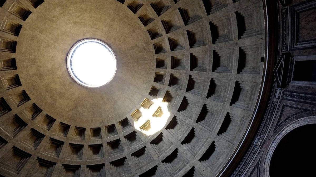 Pantheon Dome Ceiling Background