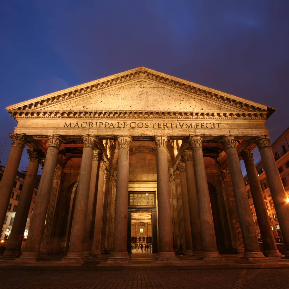 Pantheon Focused Light