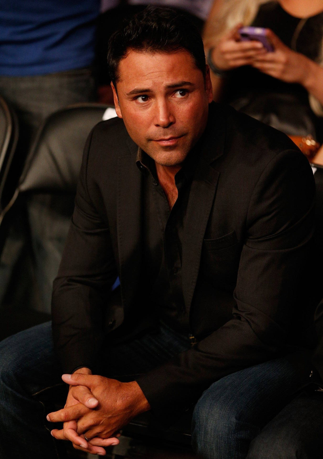 Paparazzi Photo Of Oscar De La Hoya Background